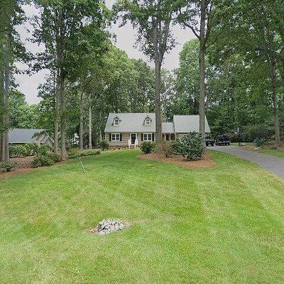 435 Walnut Dr, Asheboro, NC 27205