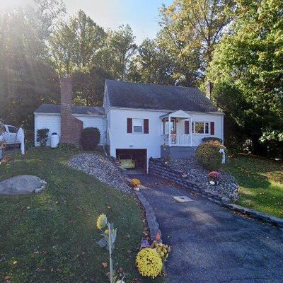 4404 Reservoir Hill Rd, Macungie, PA 18062