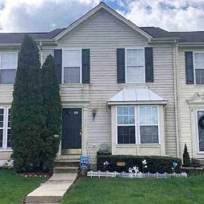 4440 Glenwood Dr, Perkiomenville, PA 18074