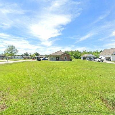 4496 Country Dr, Bourg, LA 70343