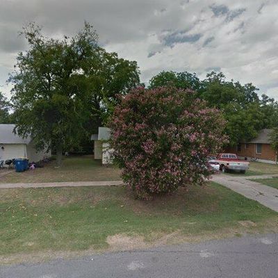 464 S Main St, Van Alstyne, TX 75495