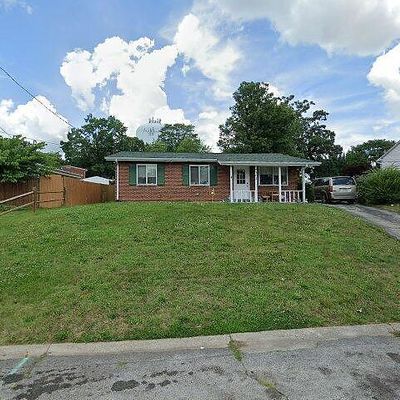 4701 Desi Rd Nw, Roanoke, VA 24017