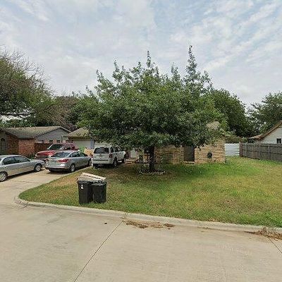 404 Harvey St, Crowley, TX 76036