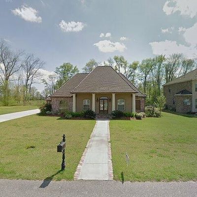 4063 Roseland Dr, Port Allen, LA 70767