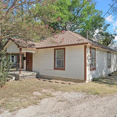 408 W Goddard St, West, TX 76691