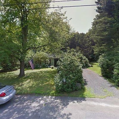 41 Virginia Dr, Meriden, CT 06450