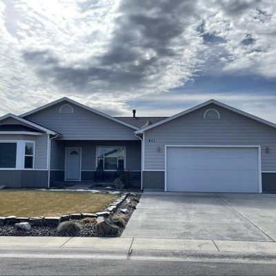 411 E Walnut St, Genesee, ID 83832