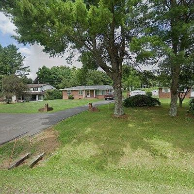 4127 Steelsburg Hwy, Cedar Bluff, VA 24609