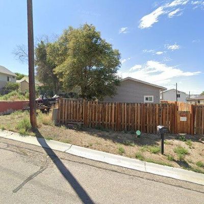 416 R St, Rock Springs, WY 82901