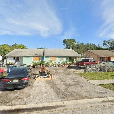 417 60 Th Avenue Dr E, Bradenton, FL 34203