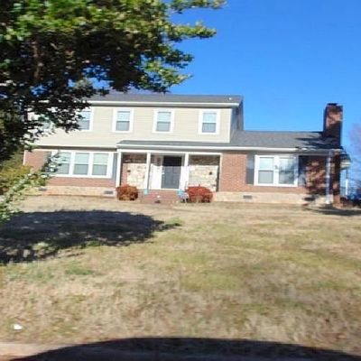 504 Willow Rd, Salisbury, NC 28147