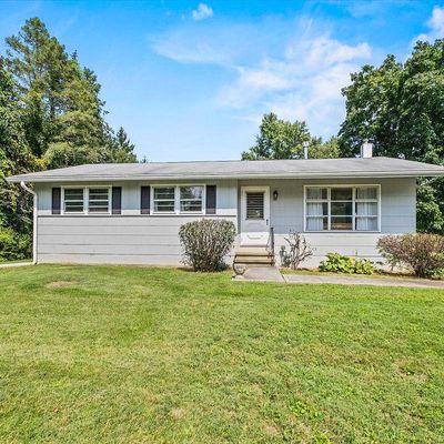 51 Marsh Corner Woodsvl Rd, Hopewell, NJ 08525