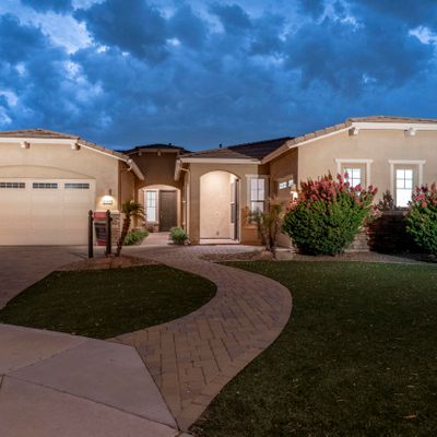 5100 S Leisure Ct, Gilbert, AZ 85298