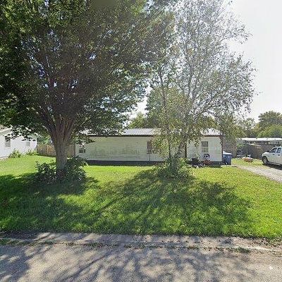 511 W Meyer St, Thomasboro, IL 61878