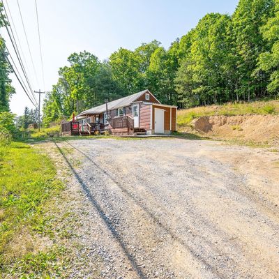 5111 Apple Harvest Dr, Gerrardstown, WV 25420