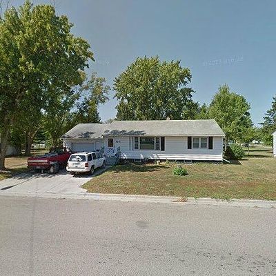 513 1 St St Nw, Wadena, MN 56482