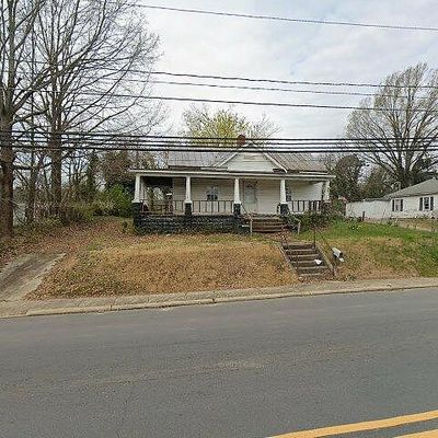 514 Barnes St, Reidsville, NC 27320