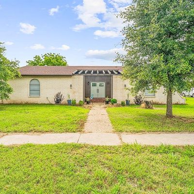 517 S Walnut St, Eastland, TX 76448