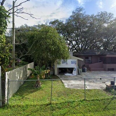 519 Greenway Dr, Plant City, FL 33566