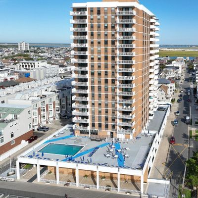 5200 Boardwalk #17 D, Ventnor, NJ 08406