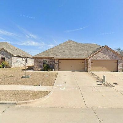 525 Landry Ct, Granbury, TX 76049