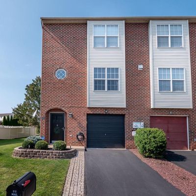 53 Freedom Ter, Easton, PA 18045