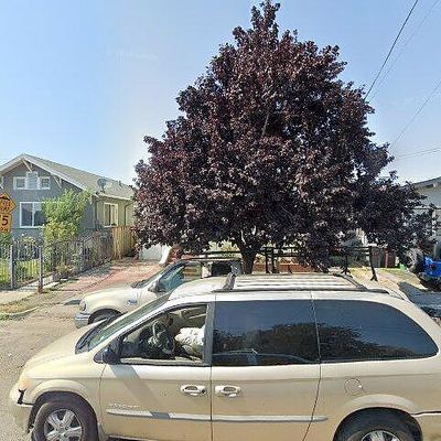 5388 Wentworth Ave, Oakland, CA 94601