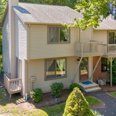 54 Hitching Post Lane #54, Glastonbury, CT 06033