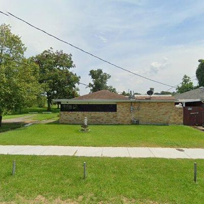 545 Esteban St, Arabi, LA 70032