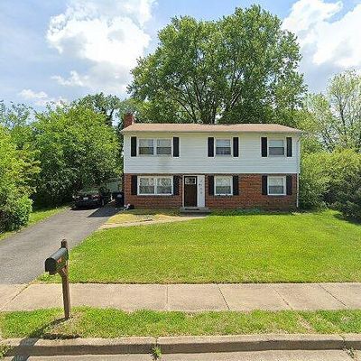 4705 Ketterman Ct, Woodbridge, VA 22193