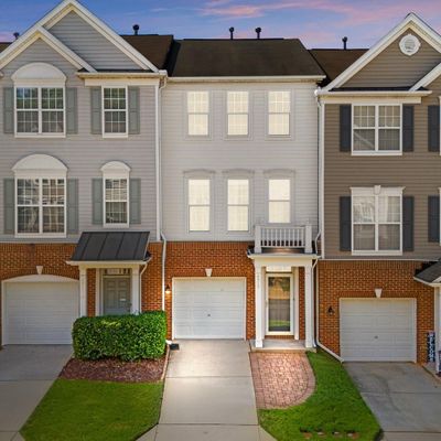 4913 Wyatt Brook Way, Raleigh, NC 27609