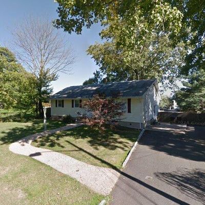 5 Archer Ave, Somerset, NJ 08873