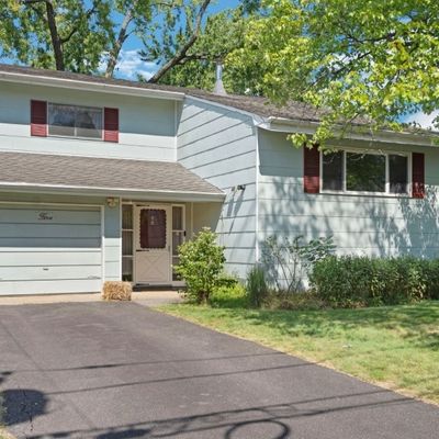 5 Robin Rd, Somerville, NJ 08876