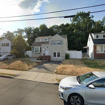 5 Stevenson St, Parlin, NJ 08859