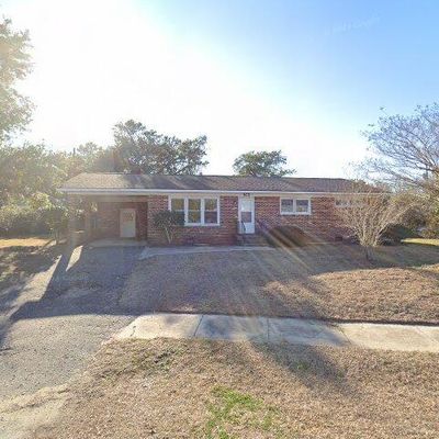 500 Mansfield Pkwy, Morehead City, NC 28557