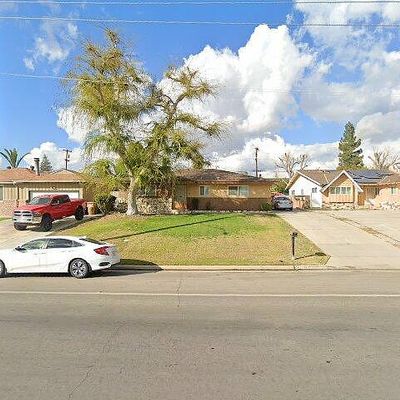 5008 College Ave, Bakersfield, CA 93306