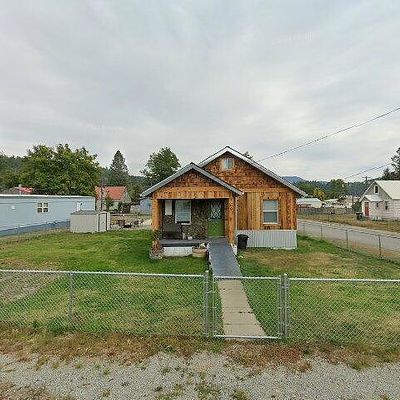 502 Wyoming Ave, Pinehurst, ID 83850