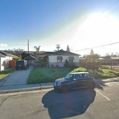 5943 61 St St, Sacramento, CA 95824