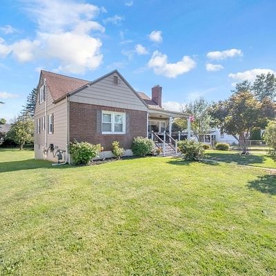 6 Valley View Ter, Washington, NJ 07882