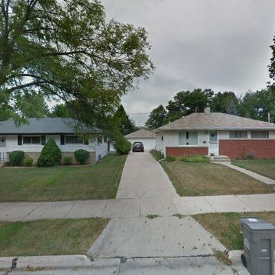 6000 S Packard Ave, Cudahy, WI 53110