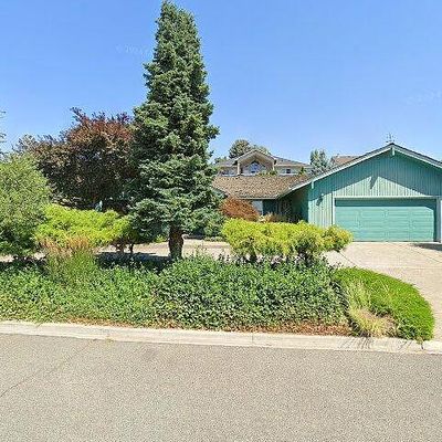 6005 Douglas Dr, Yakima, WA 98908