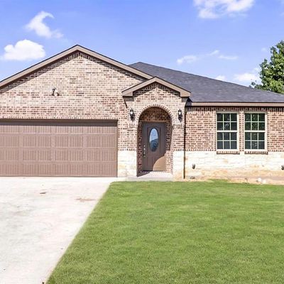 601 Cates Dr, Kaufman, TX 75142