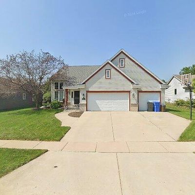 602 Bridlewood Ln, Watertown, WI 53094