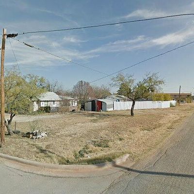 603 S Bois D Arc St, Holliday, TX 76366