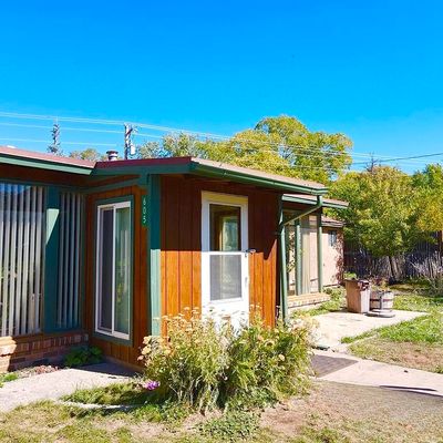 605 Chapel Ln, Taos, NM 87571