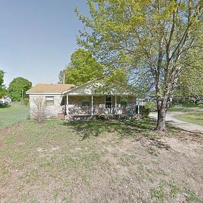 612 N Greenwich Ave, Russellville, AR 72801