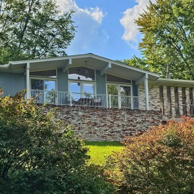 612 Southwest Orchard Lane, Wise, VA 24293