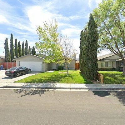 625 Yellow Astor Ave, Ridgecrest, CA 93555