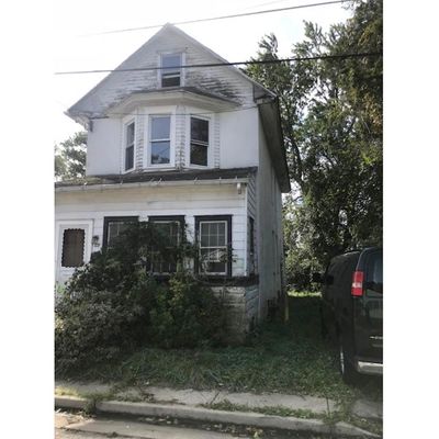 63 Packard Ave, Woodbury, NJ 08096