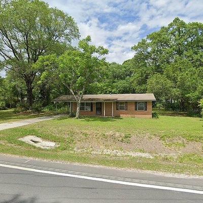 6331 Woodlawn Rd, Macclenny, FL 32063